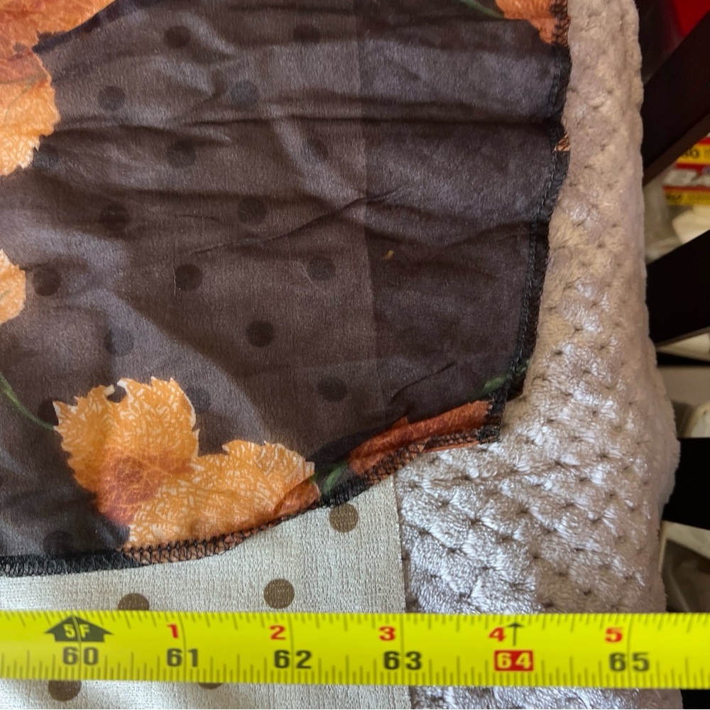 Assorted Patterned Scarves - image 8